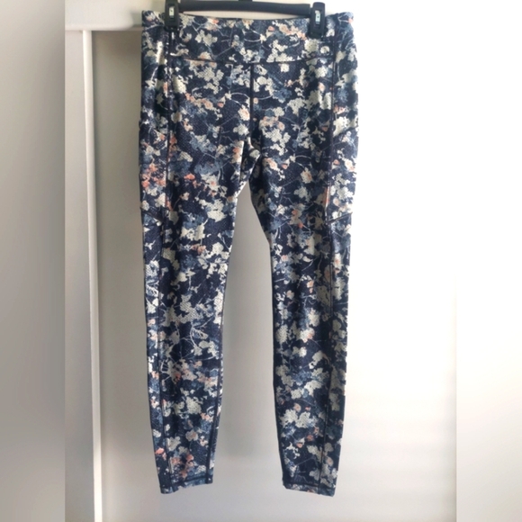 Lululemon Speed It Up Tight In Spring Bloom Floral Multi Sz 12 Like New Leggings - Picture 2 of 6